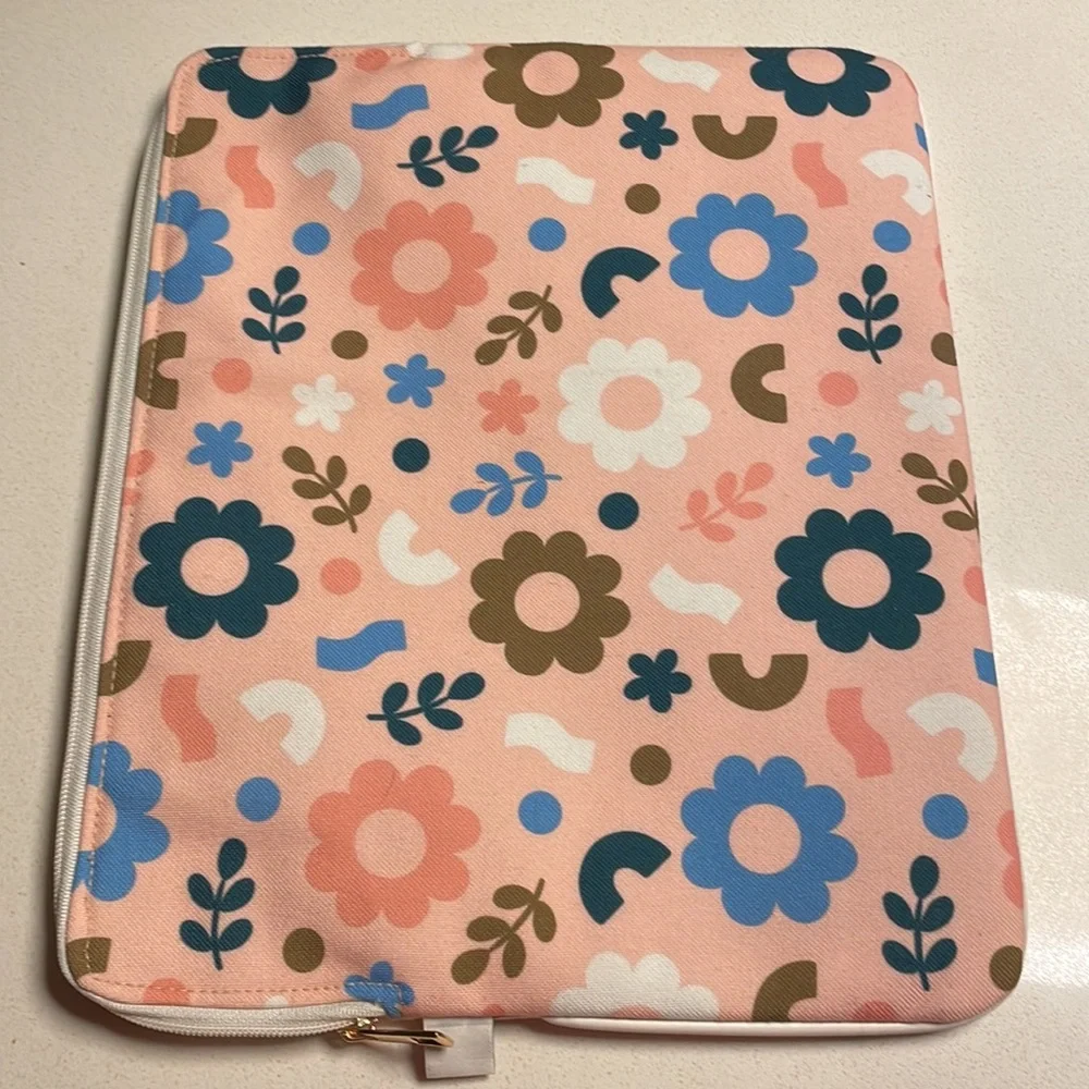 Laptop Case - Pink Flowers - 16 inch diagonal